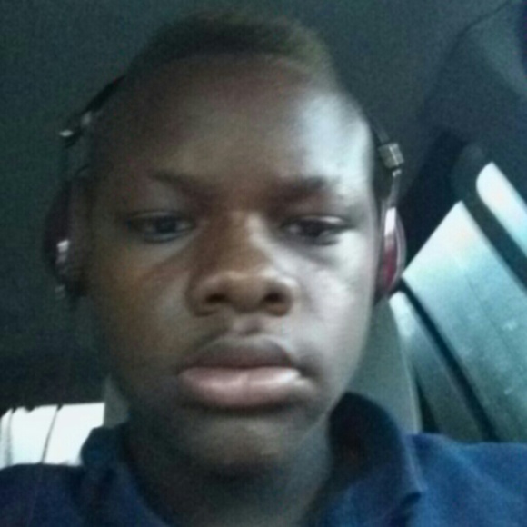 Profile Picture of Treyvion Telfair (@stingtelfair) on Poshmark