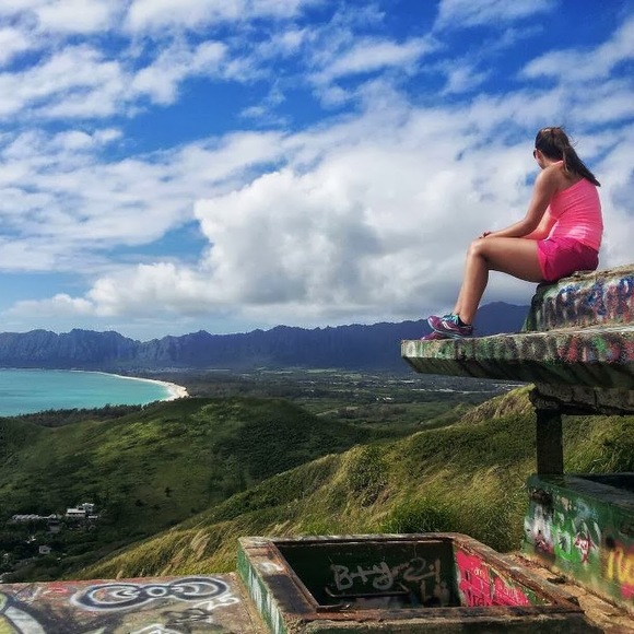 Profile Picture of Catherine Helming (@chelming24) on Poshmark