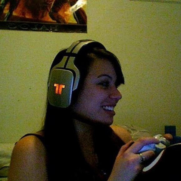 Erica Sheridan - Poshmark Profile Picture of Erica Sheridan (@esheridan6) on Poshmark