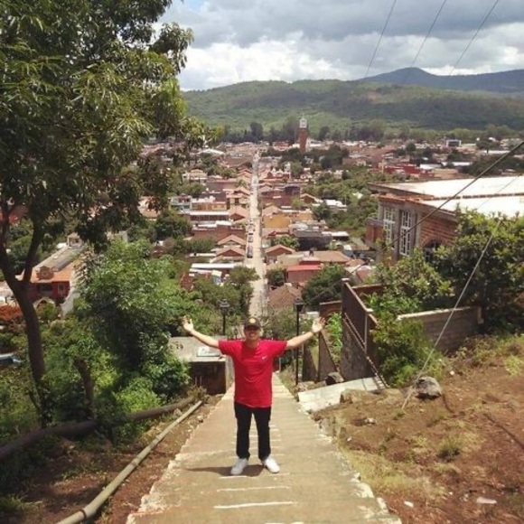 Profile Picture of Tony Aguilera (@tonyaguilera176) on Poshmark