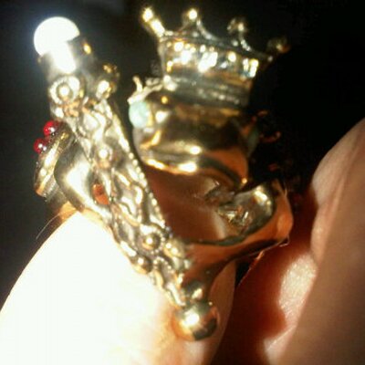 Profile Picture of Michelle V A (@Micha0271) on Twitter