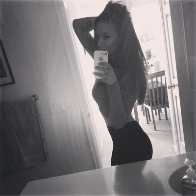 Profile Picture of Vicky Fischer (@vickyxfischer) on Twitter