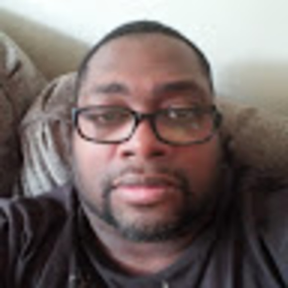 Profile Picture of Craig Tyson (@craigtyson86) on Poshmark