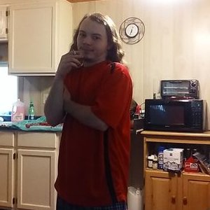 Profile Picture of April Parrish (@Aprilparrish19) on Twitter