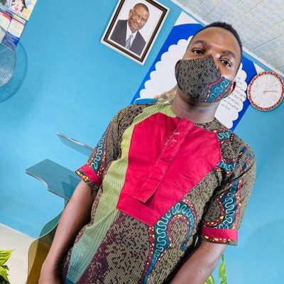 Profile Picture of Akinola Timileyin (@timiwright) on Twitter