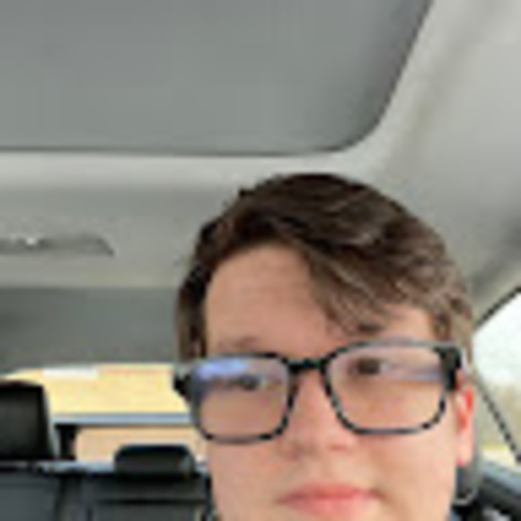 Profile Picture of Daniel Kirkpatrick (@dkirk12201) on Poshmark