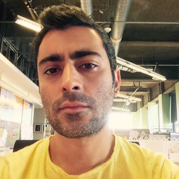 Profile Picture of Sasan Sasanian (@sarez66) on Poshmark