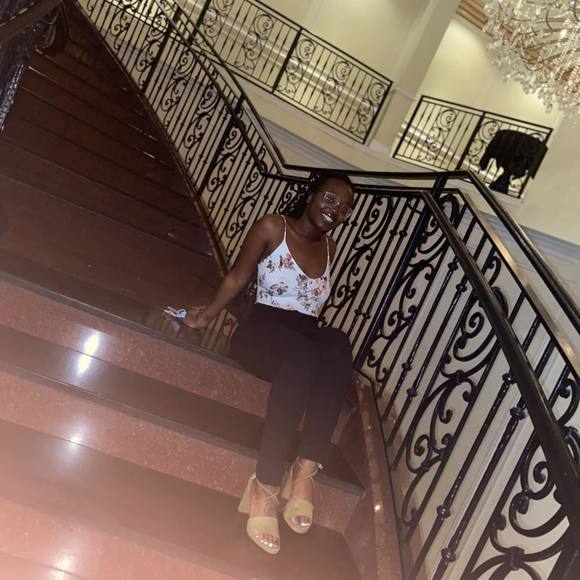 Profile Picture of Quinae Ringgold (@quinaer) on Poshmark