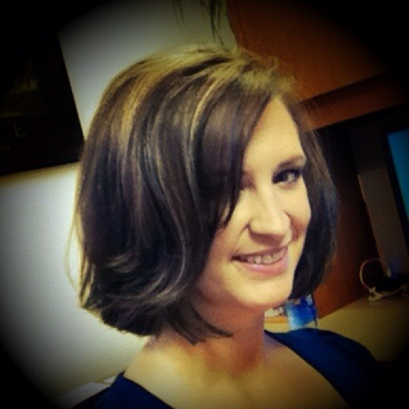 Serena Berhost - Poshmark Profile Picture of Serena Berhost (@sberhost) on Poshmark