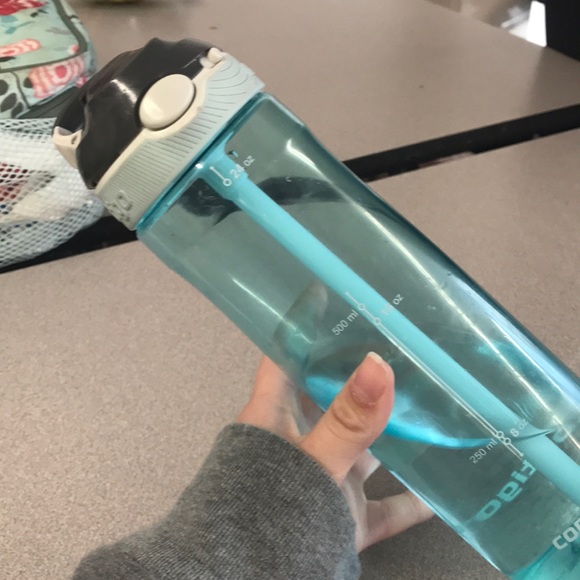 Profile Picture of Lexi Mckusick (@da_lex) on Poshmark