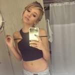 Profile Picture of Iris Roxanne Falkenrath (@iris.of.the.beholder) on Instagram