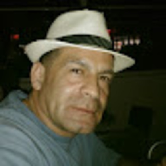 Profile Picture of Mike Alicea (@malicea53) on Poshmark