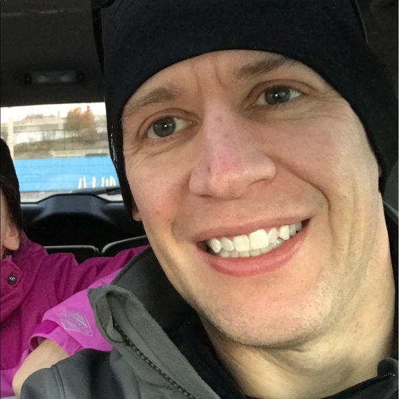 Profile Picture of Michael Fronczek (@fronny) on Poshmark