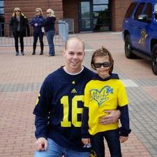 Profile Picture of Matt Wangler (@wanglewood) on Twitter