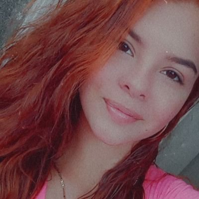 Profile Picture of Karoline Lopez (@Karolin83827875) on Twitter