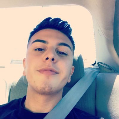 Profile Picture of Chris 🎧 (@ChrisMonroy12) on Twitter