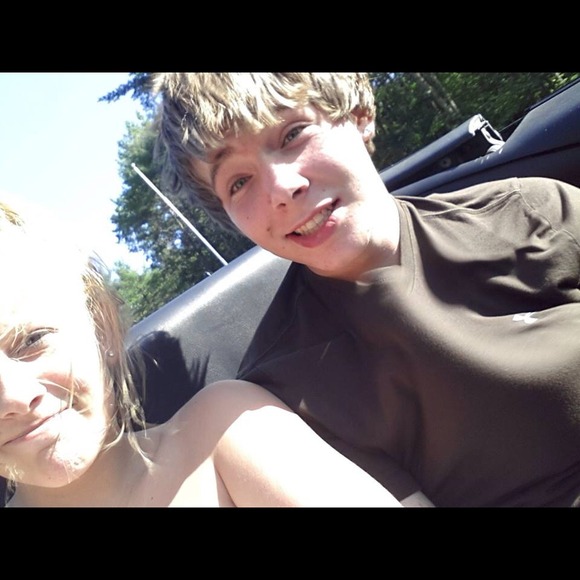 Profile Picture of Sierra Schuchmann (@shookiexoxo) on Poshmark