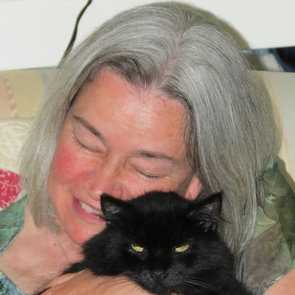 Profile Picture of Jan Wright (@artfuljan) on Poshmark