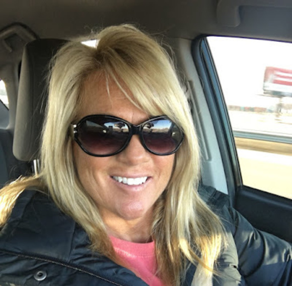 Profile Picture of Tammy Epply (@tammyrigdon1966) on Poshmark