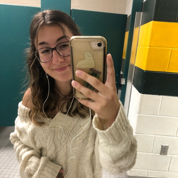 Profile Picture of Sofia Fazzuoli (@sofiafazzuoli) on Poshmark