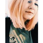 Profile Picture of Carly Baum (@carrlaay) on Instagram