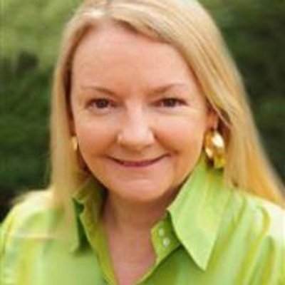 Nikki Holmes, Broker - Twitter Profile Picture of Nikki Holmes, Broker (@REOSuperStar) on Twitter