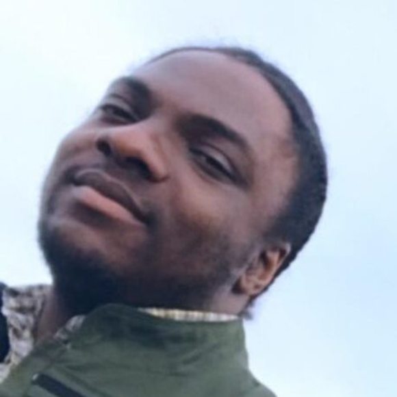 Profile Picture of Ray-ray Edwards (@rayswag) on Poshmark