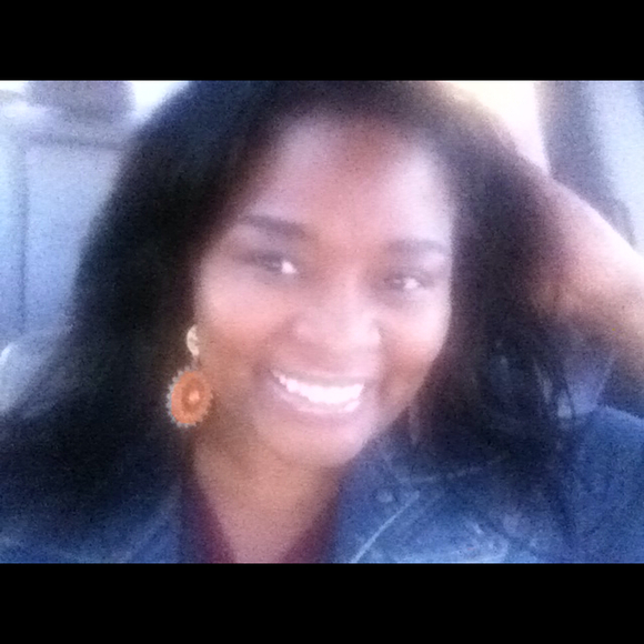 Profile Picture of Judy Wade robertson (@jmw65777) on Poshmark