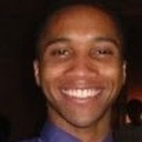 Profile Picture of Clarence Moore (@clmooreiii) on Poshmark