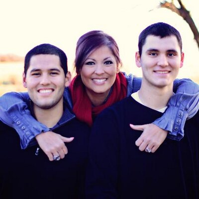 Profile Picture of Dawn Adams-Decker (@AdamsDecker) on Twitter