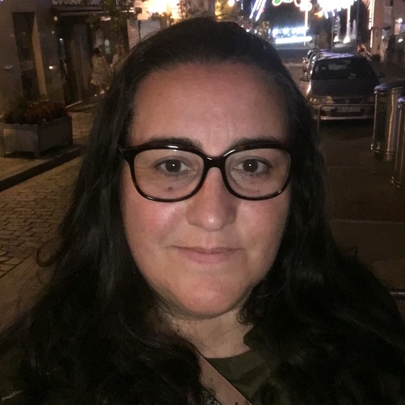 Profile Picture of Isabel Almeida (@zabelucha) on Poshmark