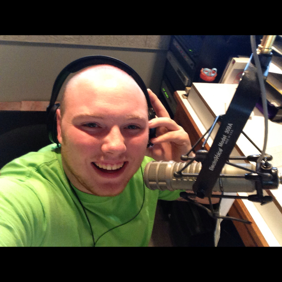 Profile Picture of Blake Lundy (@blakkkkeee) on Poshmark