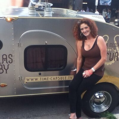 Profile Picture of Lisa Millner (@kittnz) on Twitter