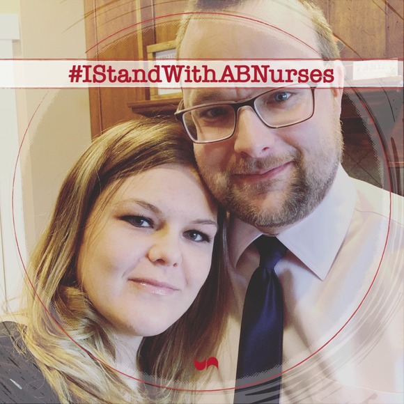 Profile Picture of Katie Siemens (@katiesiemens) on Poshmark