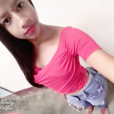 Profile Picture of Elizabeth Villegas (@eliza_chiki) on Twitter