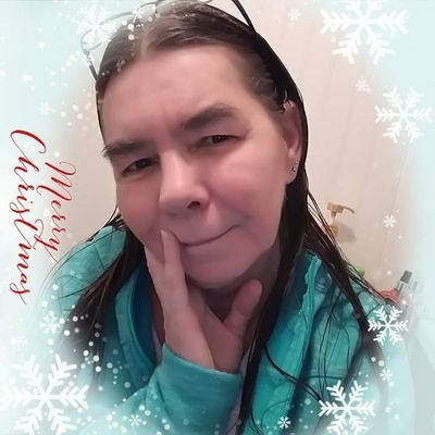 Profile Picture of Lori Lindstrom (@LoriLindstrom9) on Twitter