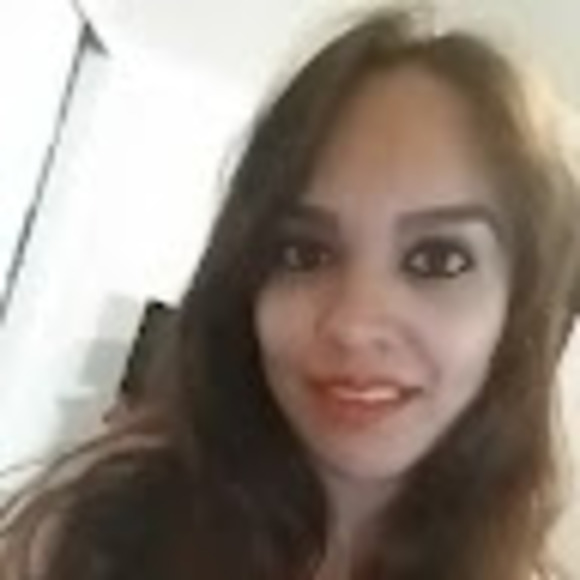Profile Picture of Jackie Mora (@jckmr9) on Poshmark