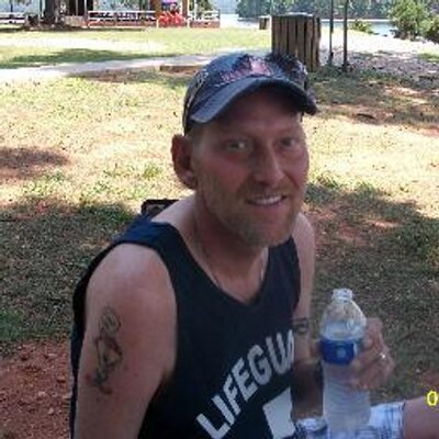 Profile Picture of Jon Sauve (@jonsauve22) on Twitter