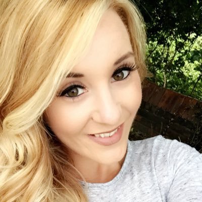 Profile Picture of Jodie Whitfield (@JodieWhitfiel17) on Twitter