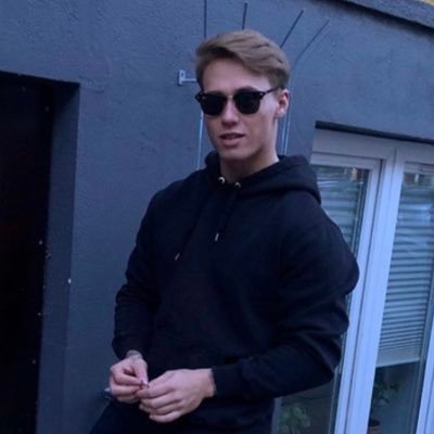 Oliver Bloch - Twitter Profile Picture of Oliver Bloch (@PL3ZNA) on Twitter