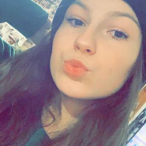 Profile Picture of Ella Barnaby (@ellapoof) on Myspace