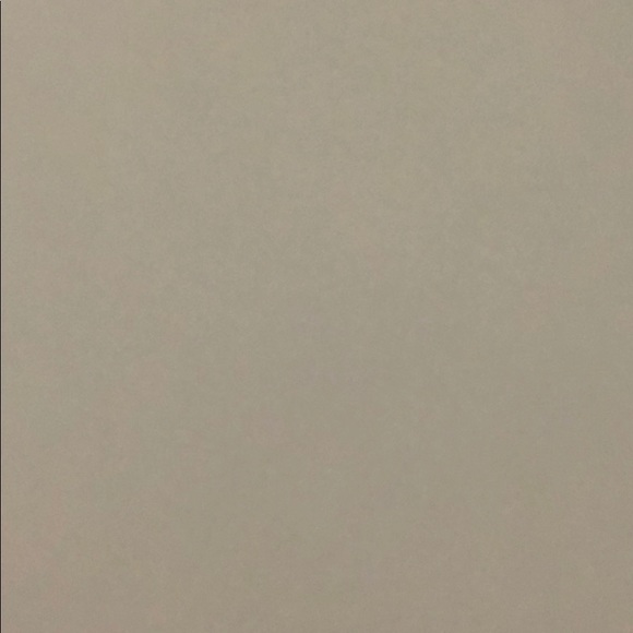 Daniela Salinas - Poshmark Profile Picture of Daniela Salinas (@lela_triangl) on Poshmark