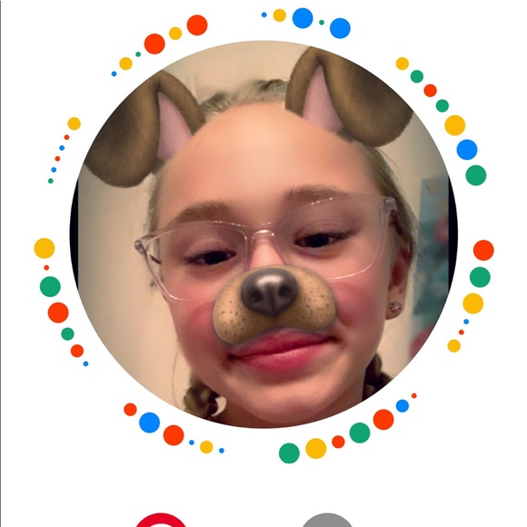 Profile Picture of Ruby Furer (@ruby_vg) on Poshmark