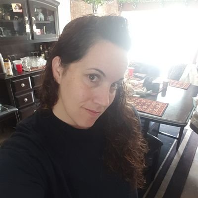 Profile Picture of Edith Wise (@wise_edith) on Twitter