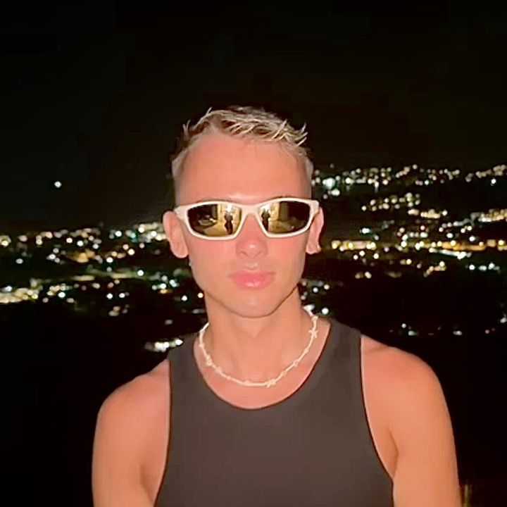 Profile Picture of James (@loughjames) on Tiktok