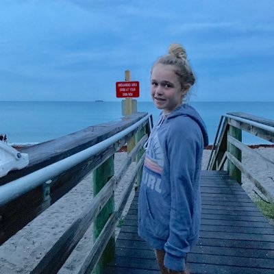 Profile Picture of Libby Daniels (@LibbyDaniels15) on Twitter
