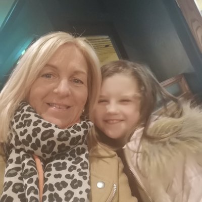 Profile Picture of Kim Henshaw (@kim_henshaw) on Twitter