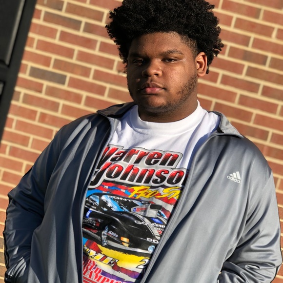 Profile Picture of Antoine Scott (@teethegr8est) on Poshmark