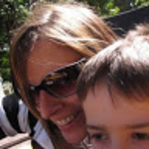 Profile Picture of Kate Ramsey (@kateramsey01) on Poshmark