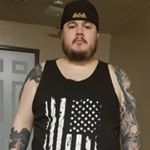 Profile Picture of Thomas Fraker (@pillow_fangs) on Instagram